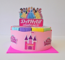 Хартиена торта с тематична декорация и персонализация Дисни Принцеси
