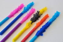 Пръчка и маска за разбиване на пинята