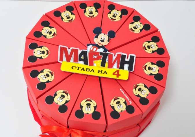 Хартиена торта с тематична декорация и персонализация Мики Маус
