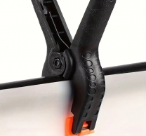 Пластмасова щипка за винил и балони, 9,3см /Tm/