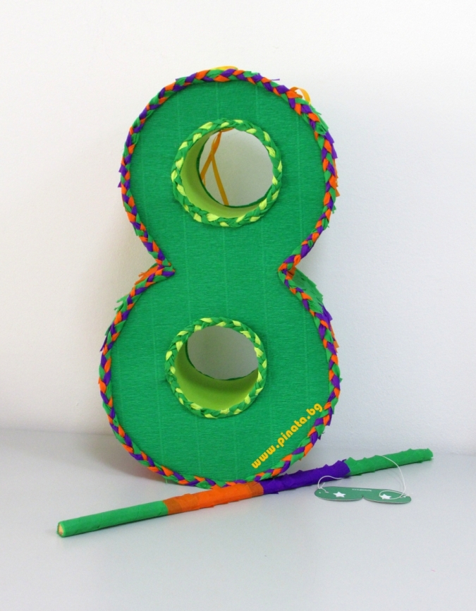 Пинята Цифра 8 Рожден Ден височина 55 см