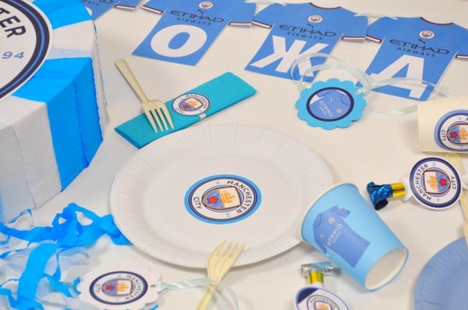 Промо пакет за 10 празнуващи Манчестър Сити