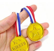 Детски пластмасов златен медал Winner /Ch/