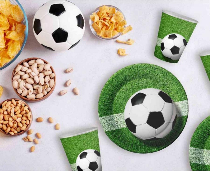 Хартиена парти чинийка Футбол 18 см, 6 бр. в пакет /Gd/