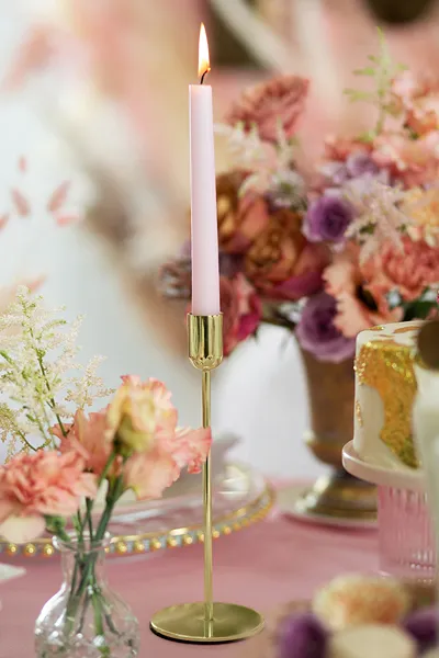 Свещник цвят злато, 22х8см /Pd/