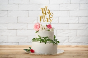 Декорация за торта Mr. and Mrs, Младоженци, сватба, в огледално златно, 25,5 см  /Pd/