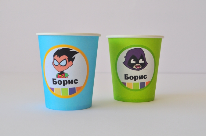 Персонализирана хартиена парти чашка 250 мл Малките Титани, 6 бр. пакет