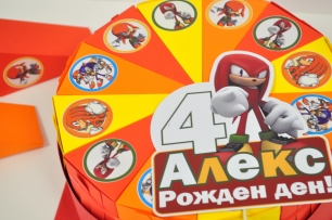 Хартиена торта с декорация и персонализация Соник Knuckles