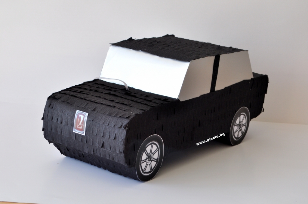 Пинята Автомобил Лада, дължина 60 см