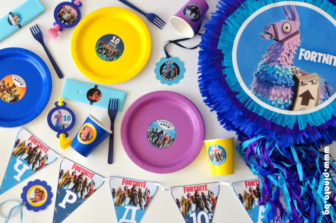 Промо пакет за 10 празнуващи Фортнайт Лама